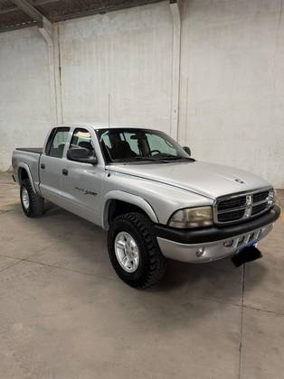 DODGE DAKOTA 2.5 SPORT 4X2 CD 8V TURBO DIESEL 4P MANUAL